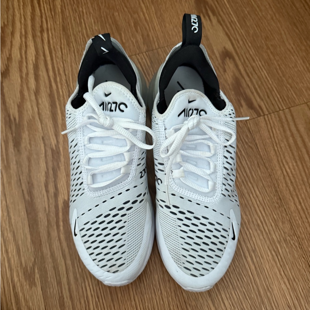 Women’s air max sneakers